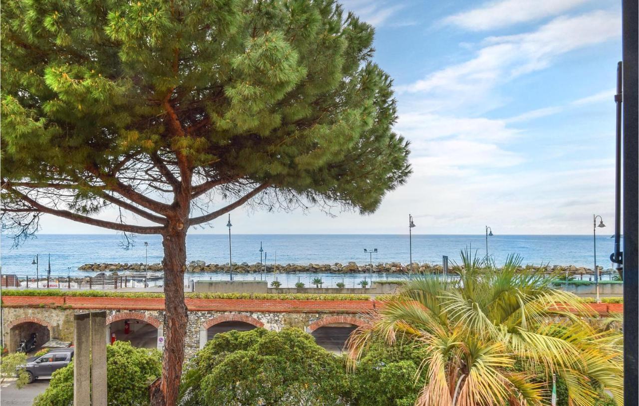 Nice Apartment In Moneglia With House Sea View Exterior photo
